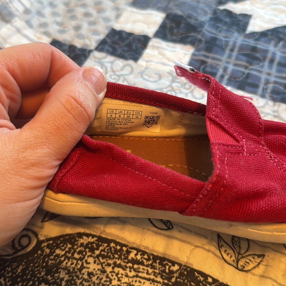 Toms Toddler Sneakers - Picture 3 of 6